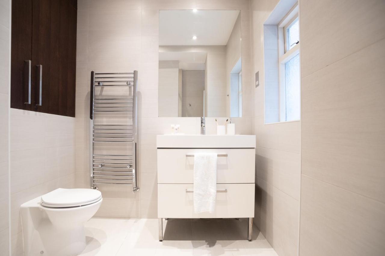 Perfect For Business & Corporate Stays - Three Bed With City View Shoreditch Londra Esterno foto